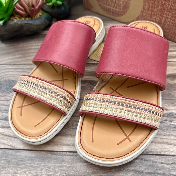 NIB Born Shore Slide Sandal Red Fabric Combo 9M 40.5 - Picture 3 of 12